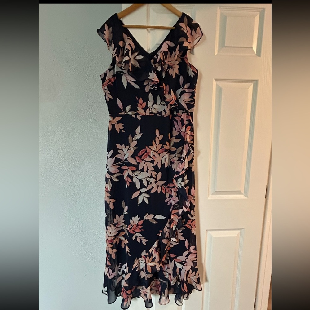London Times Black Maxi Dress with Pink and Cream Leaf Print